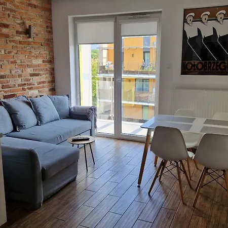Apartment Apartament Czerwony Nr 42 *