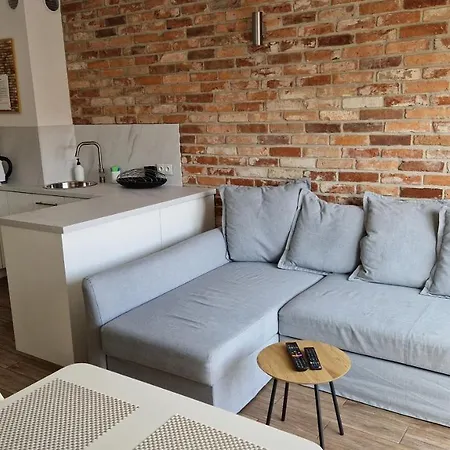 Apartament Czerwony Nr 42 Apartment *
